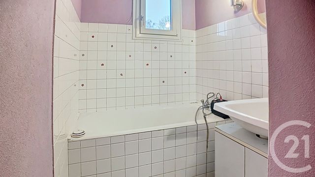 maison à vendre - 5 pièces - 87.0 m2 - CHATELAUDREN - 22 - BRETAGNE - Century 21 Le Calvez