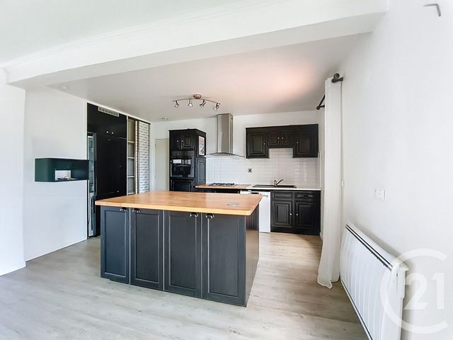 maison à vendre - 5 pièces - 115.0 m2 - CHATELAUDREN - 22 - BRETAGNE - Century 21 Le Calvez