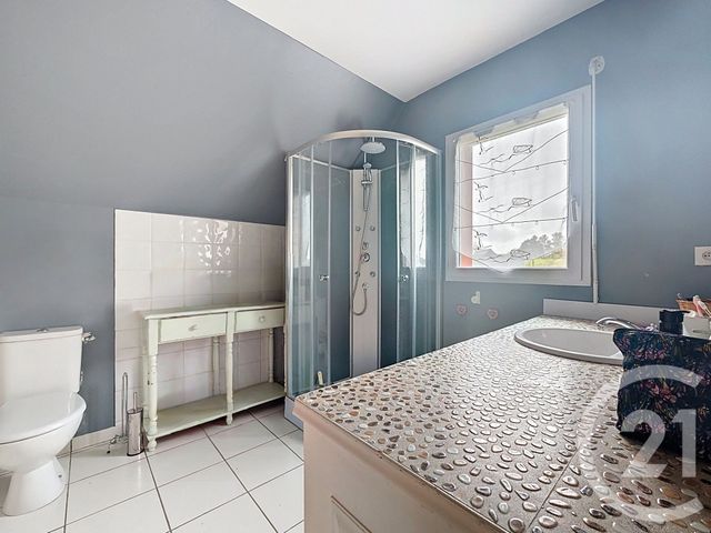 maison à vendre - 6 pièces - 131.0 m2 - TREGUIDEL - 22 - BRETAGNE - Century 21 Le Calvez