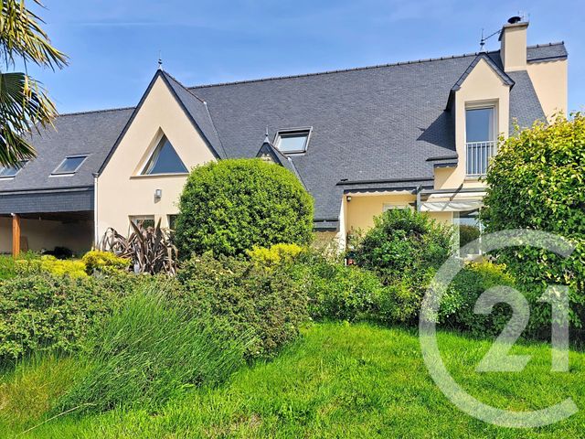maison à vendre - 9 pièces - 195.0 m2 - PLOUVARA - 22 - BRETAGNE - Century 21 Le Calvez