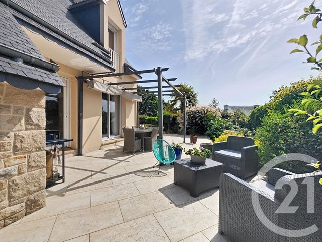 maison à vendre - 9 pièces - 195.0 m2 - PLOUVARA - 22 - BRETAGNE - Century 21 Le Calvez