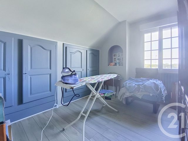 maison à vendre - 6 pièces - 131.0 m2 - CHATELAUDREN - 22 - BRETAGNE - Century 21 Le Calvez