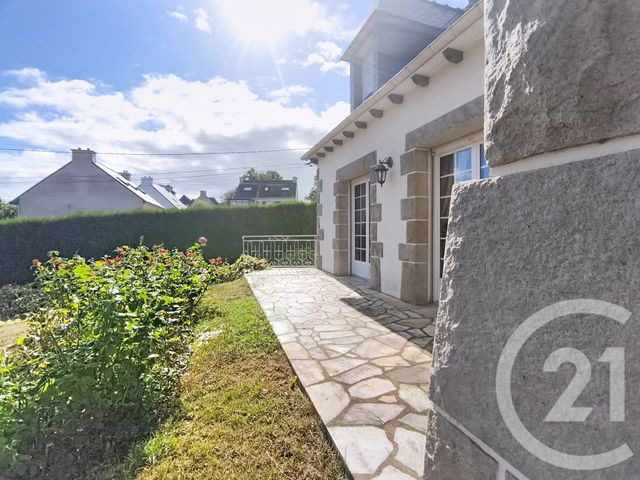 maison à vendre - 6 pièces - 131.0 m2 - CHATELAUDREN - 22 - BRETAGNE - Century 21 Le Calvez