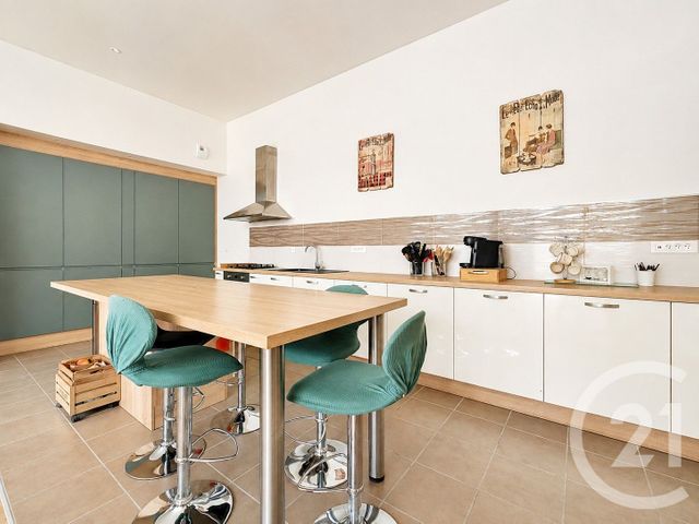 maison à vendre - 6 pièces - 141.0 m2 - CHATELAUDREN - 22 - BRETAGNE - Century 21 Le Calvez