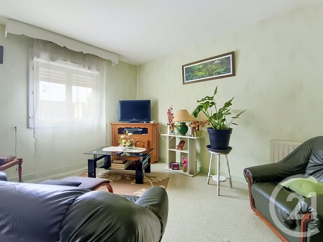 maison à vendre - 4 pièces - 82.0 m2 - CHATELAUDREN - 22 - BRETAGNE - Century 21 Le Calvez